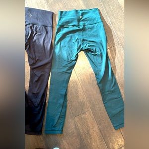 Women’s Lululemon Leggings (4 pairs)